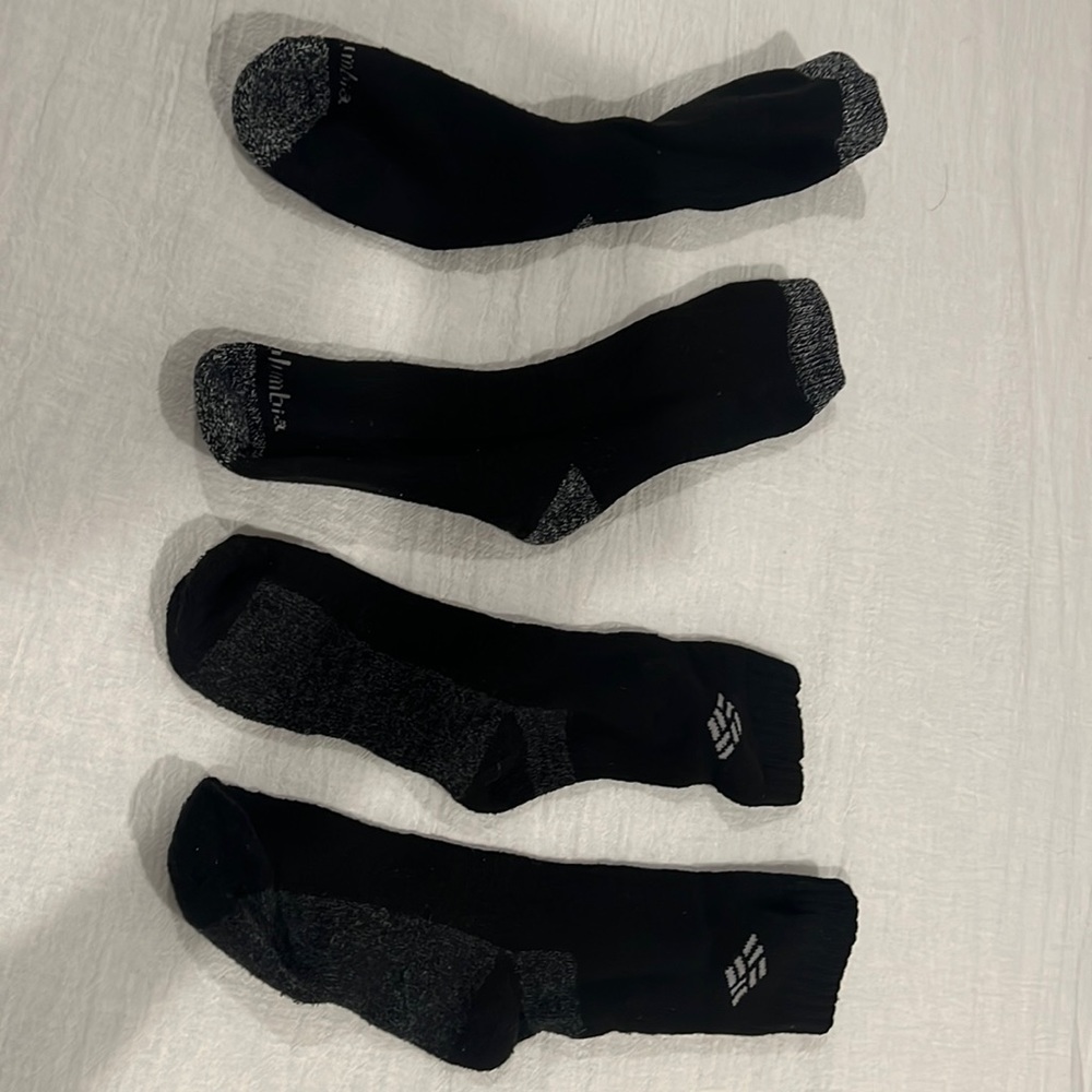Columbia black/gray socks x2